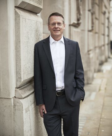 David Sproston von HOFFMANN EITLE